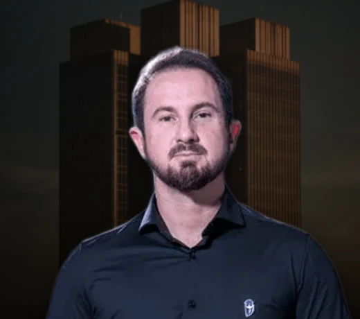 Professor Ricardo Torques
