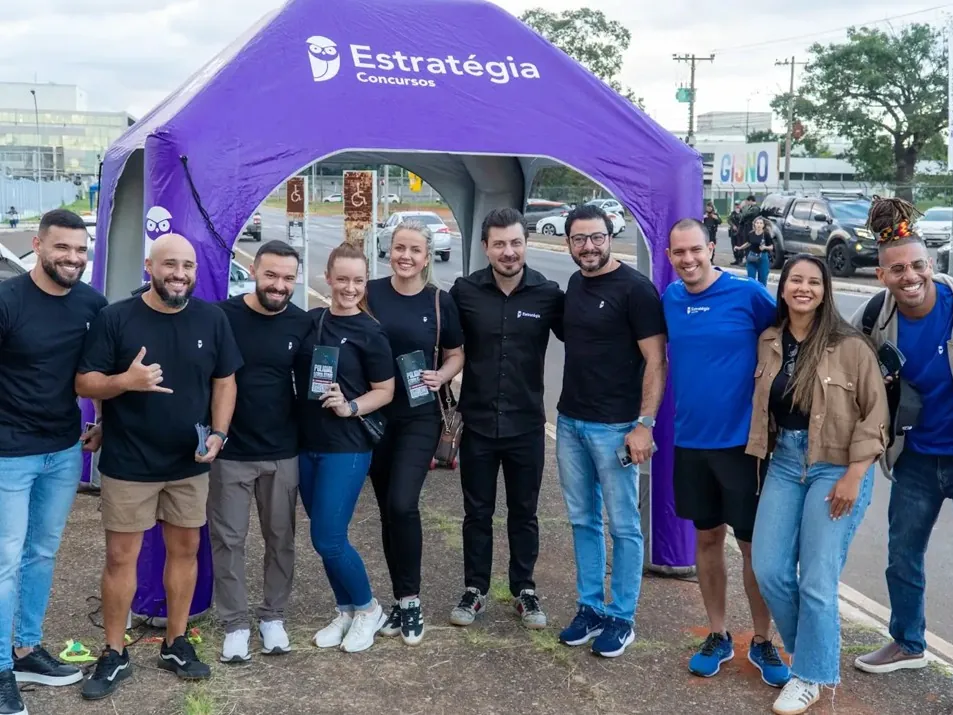 Time do Estratégia na porta de prova