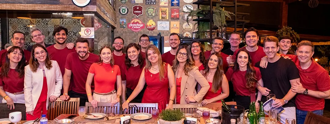 Time reunido em confraternização