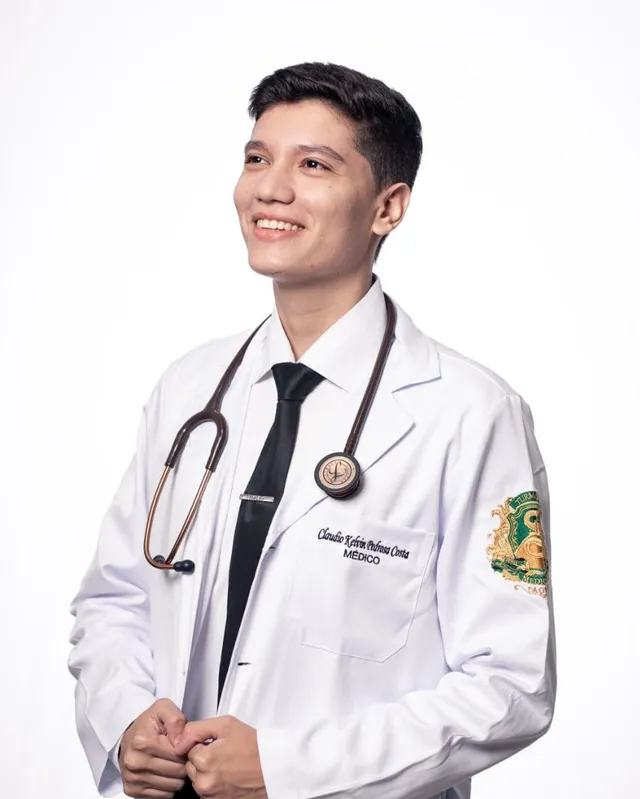 Claudio Kelvin, 1º lugar em Neurocirurgia