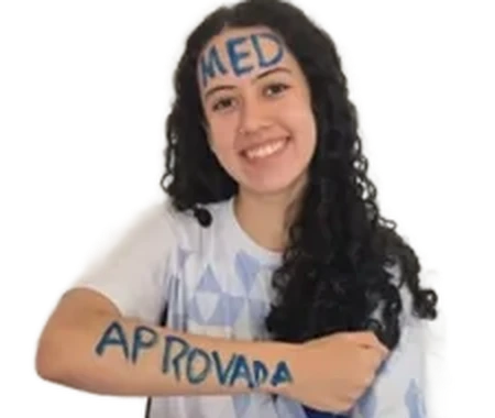 Fernanda Bossone, Aprovada em Medicina